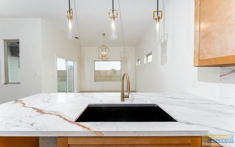 2611 Juan Castillo Ave., Port Isabel, TX 78578, 3 Bedrooms Bedrooms, ,2 BathroomsBathrooms,Residential,For Sale,2611 Juan Castillo Ave.,0,104529