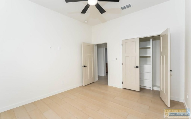 2611 Juan Castillo Ave., Port Isabel, TX 78578, 3 Bedrooms Bedrooms, ,2 BathroomsBathrooms,Residential,For Sale,2611 Juan Castillo Ave.,0,104529