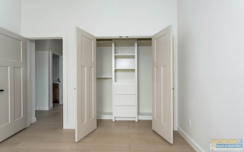 2611 Juan Castillo Ave., Port Isabel, TX 78578, 3 Bedrooms Bedrooms, ,2 BathroomsBathrooms,Residential,For Sale,2611 Juan Castillo Ave.,0,104529