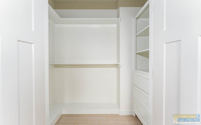 2611 Juan Castillo Ave., Port Isabel, TX 78578, 3 Bedrooms Bedrooms, ,2 BathroomsBathrooms,Residential,For Sale,2611 Juan Castillo Ave.,0,104529