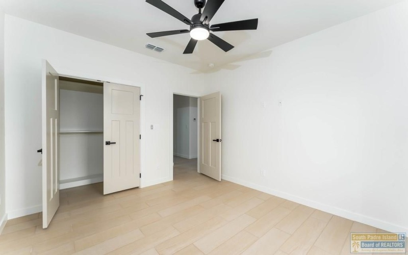 2611 Juan Castillo Ave., Port Isabel, TX 78578, 3 Bedrooms Bedrooms, ,2 BathroomsBathrooms,Residential,For Sale,2611 Juan Castillo Ave.,0,104529