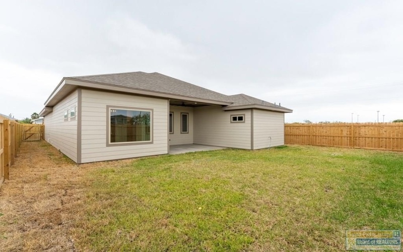 2611 Juan Castillo Ave., Port Isabel, TX 78578, 3 Bedrooms Bedrooms, ,2 BathroomsBathrooms,Residential,For Sale,2611 Juan Castillo Ave.,0,104529