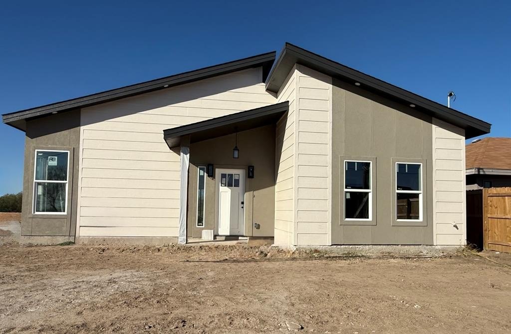 3797 Jazmin Drive, Eagle Pass, TX 78852, 3 Bedrooms Bedrooms, ,2 BathroomsBathrooms,Residential,For Sale,3797 Jazmin Drive,0,81842