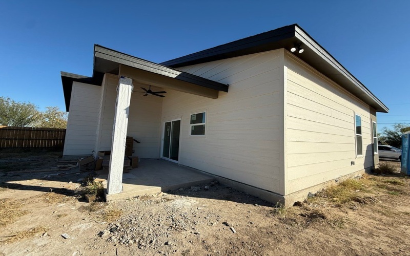 3797 Jazmin Drive, Eagle Pass, TX 78852, 3 Bedrooms Bedrooms, ,2 BathroomsBathrooms,Residential,For Sale,3797 Jazmin Drive,0,81842