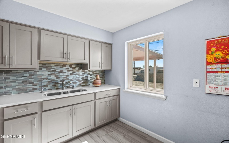 8041 Broadway Drive, El Paso, TX 79915, 3 Bedrooms Bedrooms, ,1 BathroomBathrooms,Residential,For Sale,8041 Broadway Drive,0,931391