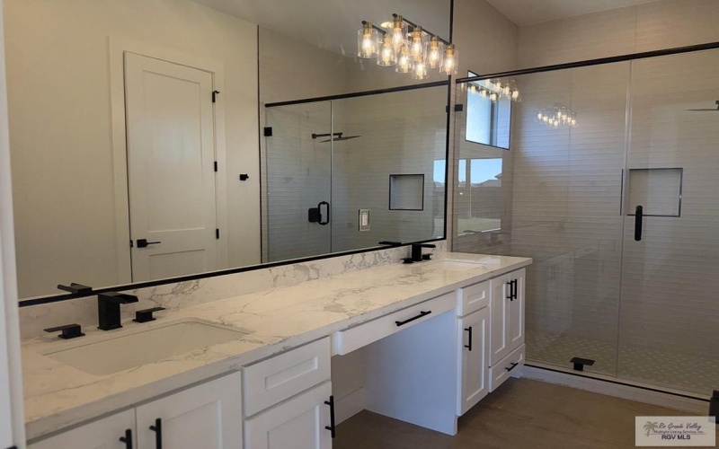 8614 BELLAGIO CIR, HARLINGEN, TX 78552, 3 Bedrooms Bedrooms, ,2 BathroomsBathrooms,Residential,For Sale,8614 BELLAGIO CIR,0,29769927