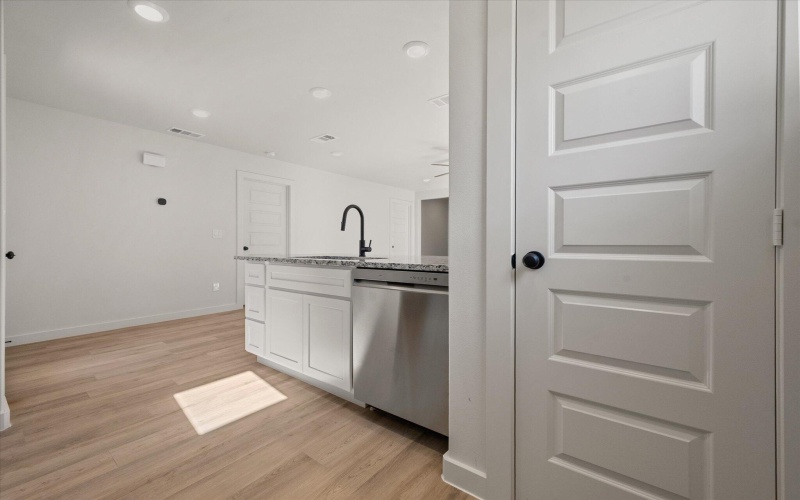 13806 Flint Avenue, Lubbock, TX 79423, 2 Bedrooms Bedrooms, ,2 BathroomsBathrooms,Residential,For Sale,13806 Flint Avenue,0,202562875