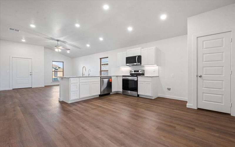 3009 139th Street, Lubbock, TX 79423, 3 Habitaciones Habitaciones , ,2 BañosBaños,Residential,En Venta,3009 139th Street,0,202562877