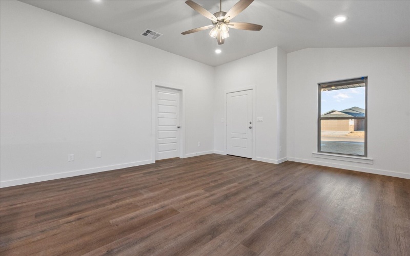 3009 139th Street, Lubbock, TX 79423, 3 Habitaciones Habitaciones , ,2 BañosBaños,Residential,En Venta,3009 139th Street,0,202562877