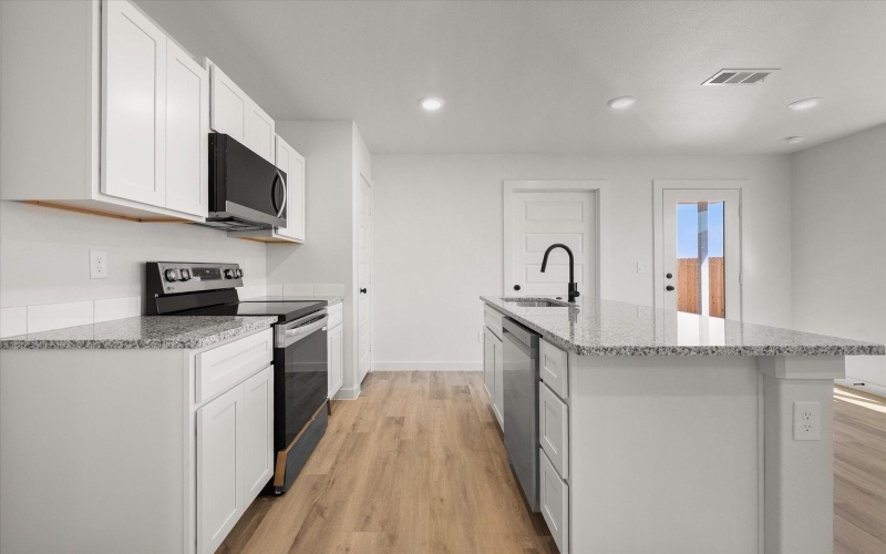 506 E 23rd Street, Wolfforth, TX 79382, 3 Habitaciones Habitaciones , ,2 BañosBaños,Residential,En Venta,506 E 23rd Street,0,202562890