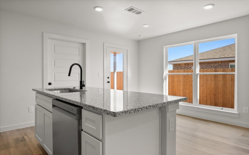 506 E 23rd Street, Wolfforth, TX 79382, 3 Habitaciones Habitaciones , ,2 BañosBaños,Residential,En Venta,506 E 23rd Street,0,202562890