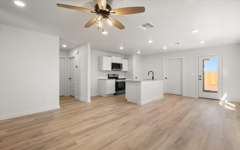 506 E 23rd Street, Wolfforth, TX 79382, 3 Habitaciones Habitaciones , ,2 BañosBaños,Residential,En Venta,506 E 23rd Street,0,202562890