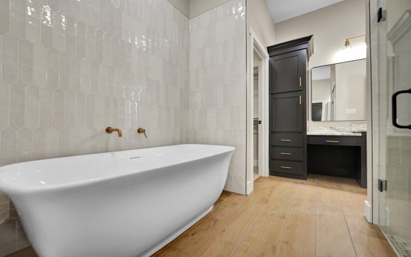 5708 E County Rd 93, Midland, TX 79706, 4 Bedrooms Bedrooms, ,3 BathroomsBathrooms,Residential,For Sale,5708 E County Rd 93,0,50086744