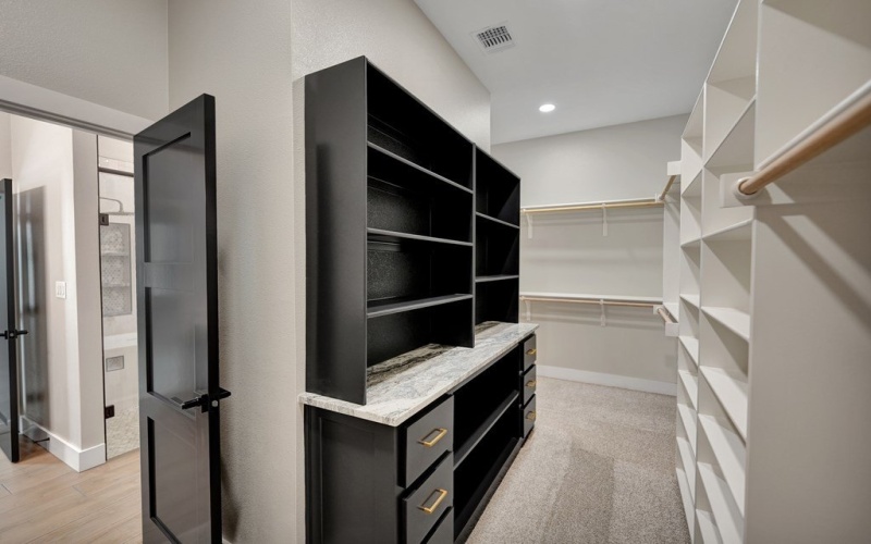 5708 E County Rd 93, Midland, TX 79706, 4 Bedrooms Bedrooms, ,3 BathroomsBathrooms,Residential,For Sale,5708 E County Rd 93,0,50086744