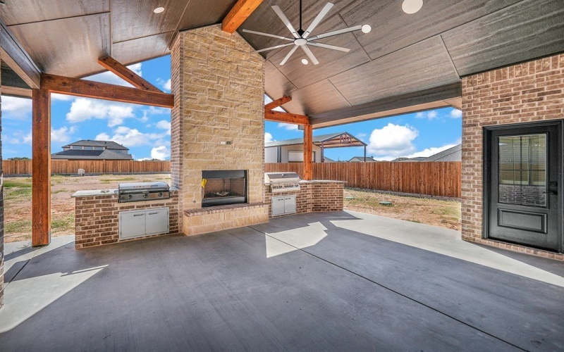 5708 E County Rd 93, Midland, TX 79706, 4 Bedrooms Bedrooms, ,3 BathroomsBathrooms,Residential,For Sale,5708 E County Rd 93,0,50086744