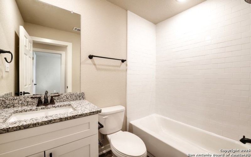 11322 Clearmine, San Antonio, TX 78224, ,8 BathroomsBathrooms,Residential Multi Family,For Sale,11322 Clearmine,0,1907658