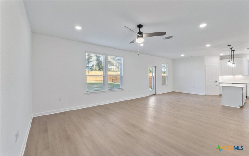 109 Adlai Avenue, Georgetown, TX 78633, 4 Habitaciones Habitaciones , ,3 BañosBaños,Residential,En Venta,109 Adlai Avenue,0,597651