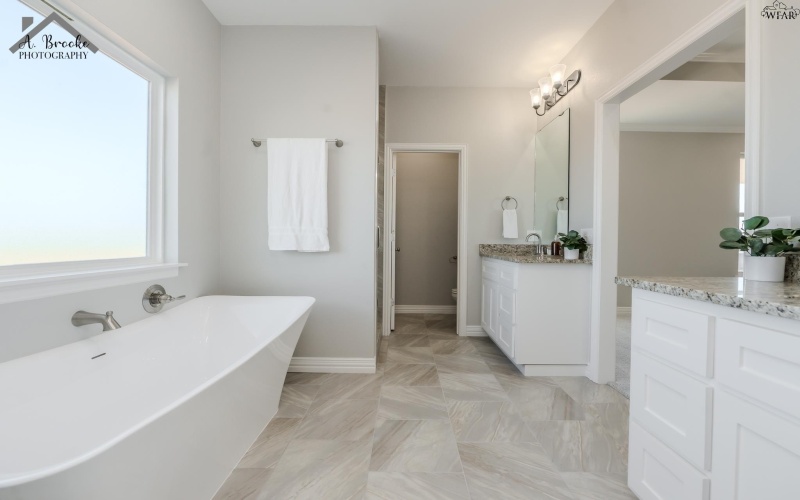 2567 FM 368, Iowa Park, TX 76367, 4 Bedrooms Bedrooms, ,2 BathroomsBathrooms,Residential,For Sale,2567 FM 368,0,181080