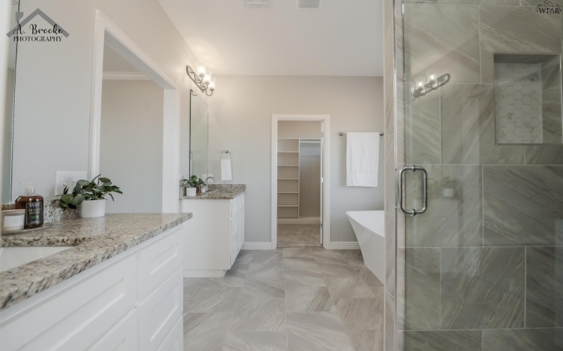 2567 FM 368, Iowa Park, TX 76367, 4 Bedrooms Bedrooms, ,2 BathroomsBathrooms,Residential,For Sale,2567 FM 368,0,181080