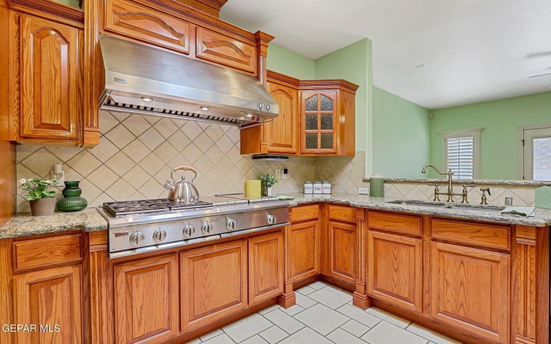 3820 TIERRA TANIA Lane, El Paso, TX 79938, 3 Habitaciones Habitaciones , ,2 BañosBaños,Residential,En Venta,3820 TIERRA TANIA Lane,0,924079