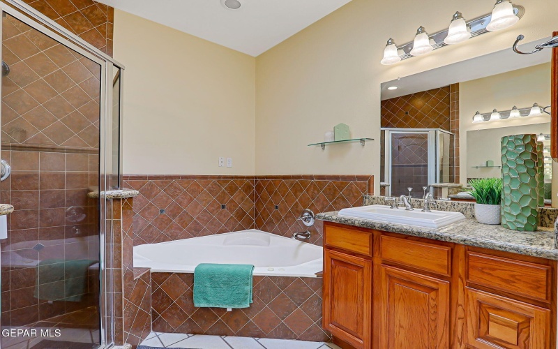 3820 TIERRA TANIA Lane, El Paso, TX 79938, 3 Habitaciones Habitaciones , ,2 BañosBaños,Residential,En Venta,3820 TIERRA TANIA Lane,0,924079