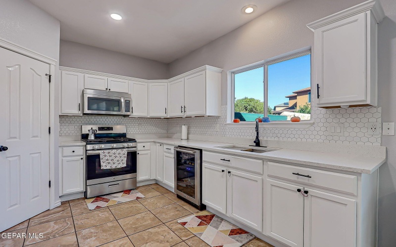 2416 PLAYA POINT, El Paso, TX 79938, 4 Bedrooms Bedrooms, ,2 BathroomsBathrooms,Residential,For Sale,2416 PLAYA POINT,0,933556