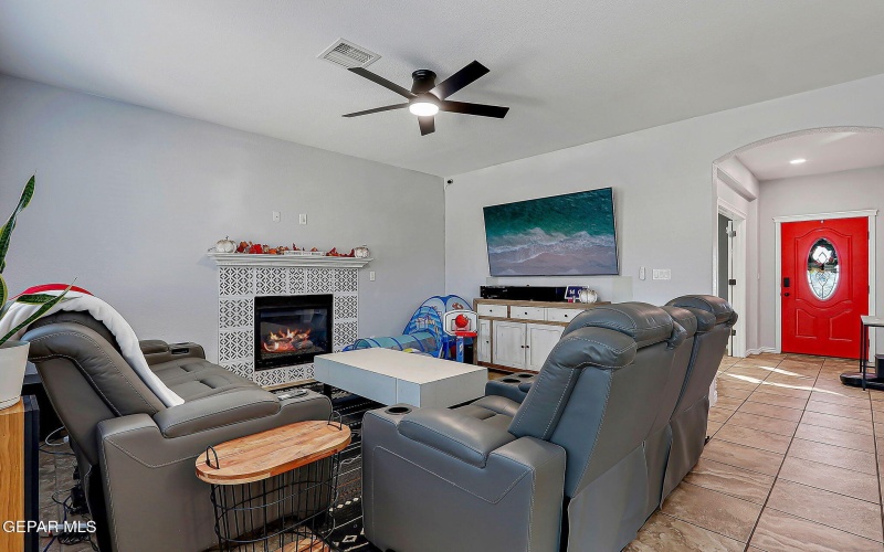 2416 PLAYA POINT, El Paso, TX 79938, 4 Bedrooms Bedrooms, ,2 BathroomsBathrooms,Residential,For Sale,2416 PLAYA POINT,0,933556