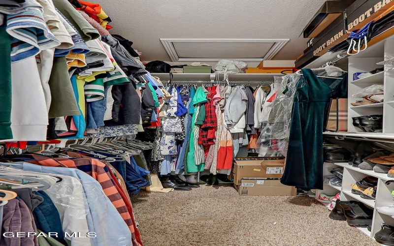 2416 PLAYA POINT, El Paso, TX 79938, 4 Bedrooms Bedrooms, ,2 BathroomsBathrooms,Residential,For Sale,2416 PLAYA POINT,0,933556