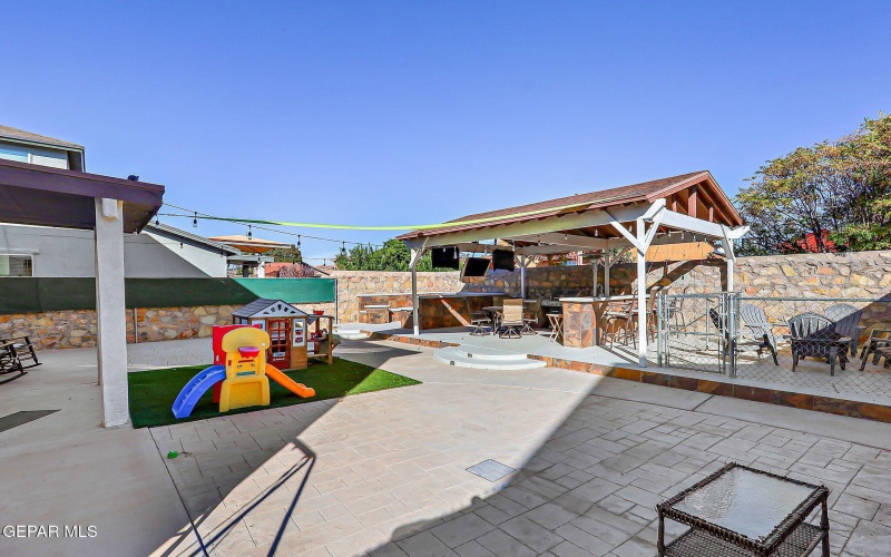 2416 PLAYA POINT, El Paso, TX 79938, 4 Bedrooms Bedrooms, ,2 BathroomsBathrooms,Residential,For Sale,2416 PLAYA POINT,0,933556