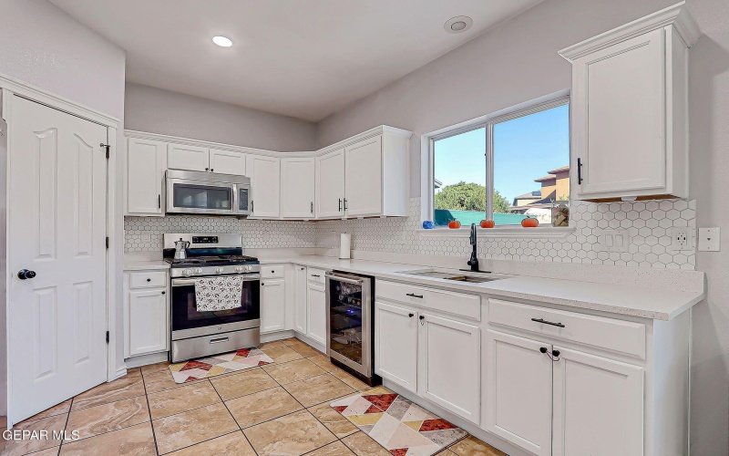 2416 PLAYA POINT, El Paso, TX 79938, 4 Bedrooms Bedrooms, ,2 BathroomsBathrooms,Residential,For Sale,2416 PLAYA POINT,0,933556