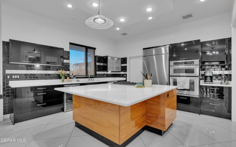 6664 HERMOSO DEL SOL, El Paso, TX 79911, 4 Bedrooms Bedrooms, ,2 BathroomsBathrooms,Residential,For Sale,6664 HERMOSO DEL SOL,0,933558