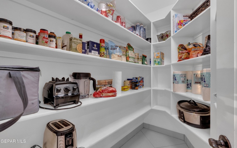 6664 HERMOSO DEL SOL, El Paso, TX 79911, 4 Bedrooms Bedrooms, ,2 BathroomsBathrooms,Residential,For Sale,6664 HERMOSO DEL SOL,0,933558