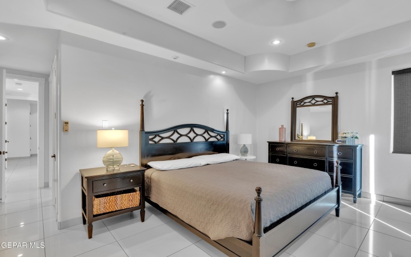 6664 HERMOSO DEL SOL, El Paso, TX 79911, 4 Bedrooms Bedrooms, ,2 BathroomsBathrooms,Residential,For Sale,6664 HERMOSO DEL SOL,0,933558