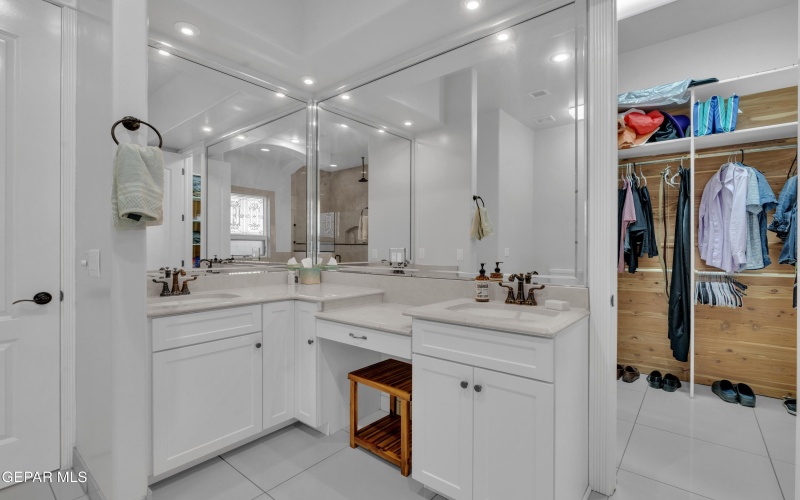 6664 HERMOSO DEL SOL, El Paso, TX 79911, 4 Bedrooms Bedrooms, ,2 BathroomsBathrooms,Residential,For Sale,6664 HERMOSO DEL SOL,0,933558