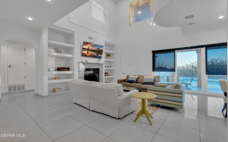 6664 HERMOSO DEL SOL, El Paso, TX 79911, 4 Bedrooms Bedrooms, ,2 BathroomsBathrooms,Residential,For Sale,6664 HERMOSO DEL SOL,0,933558