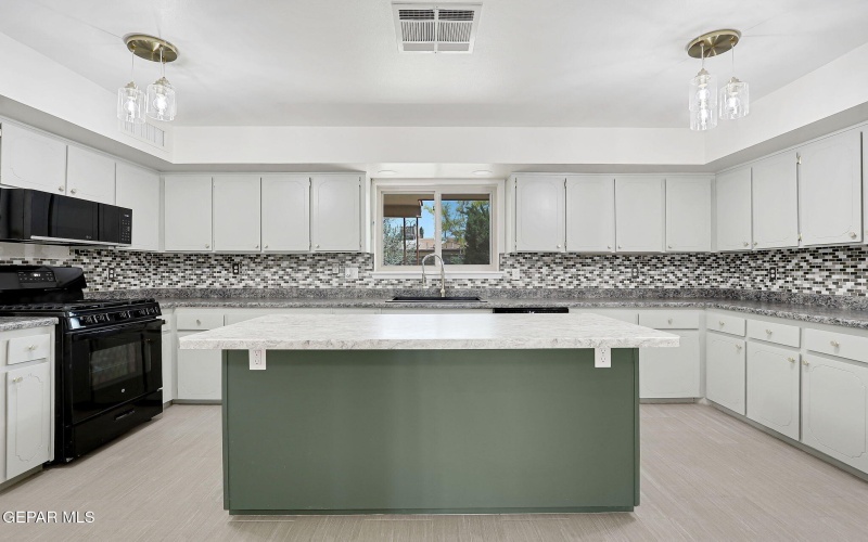 5129 Temple Court, El Paso, TX 79924, 3 Bedrooms Bedrooms, ,2 BathroomsBathrooms,Residential,For Sale,5129 Temple Court,0,933560