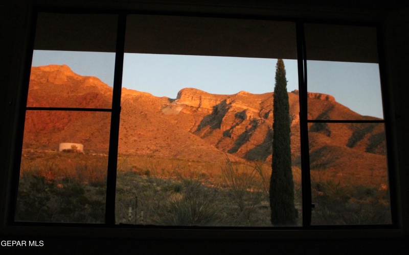 5745 MIRA GRANDE Drive, El Paso, TX 79912, 5 Bedrooms Bedrooms, ,2 BathroomsBathrooms,Residential,For Sale,5745 MIRA GRANDE Drive,0,933563