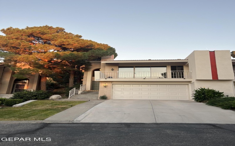 5745 MIRA GRANDE Drive, El Paso, TX 79912, 5 Bedrooms Bedrooms, ,2 BathroomsBathrooms,Residential,For Sale,5745 MIRA GRANDE Drive,0,933563