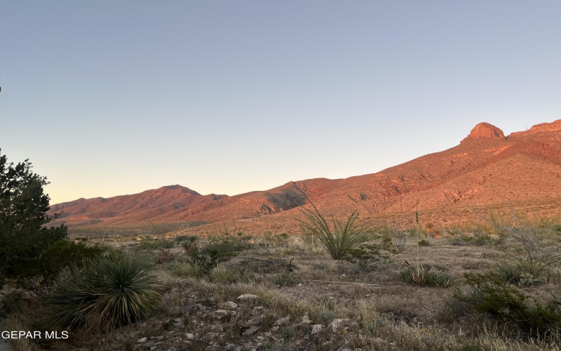 5745 MIRA GRANDE Drive, El Paso, TX 79912, 5 Bedrooms Bedrooms, ,2 BathroomsBathrooms,Residential,For Sale,5745 MIRA GRANDE Drive,0,933563