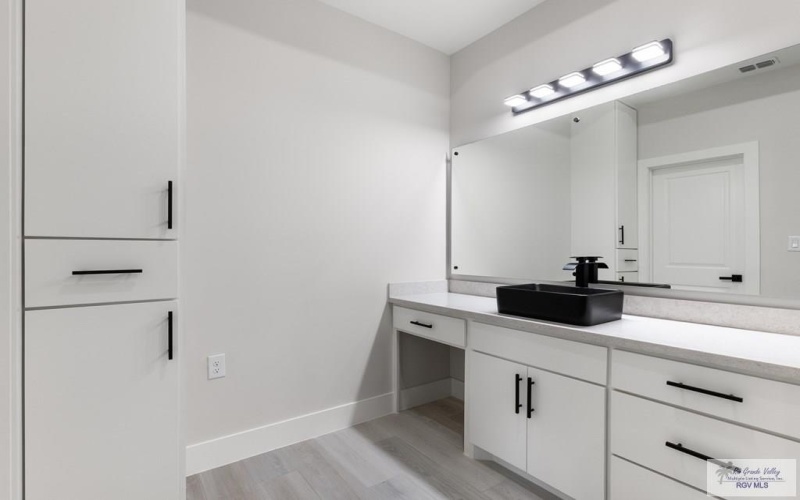 5309 SAGEBRUSH RD, BROWNSVILLE, TX 78526, 4 Bedrooms Bedrooms, ,3 BathroomsBathrooms,Residential,For Sale,5309 SAGEBRUSH RD,0,29769942