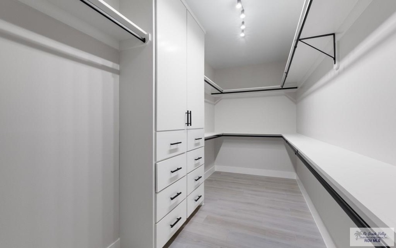 5309 SAGEBRUSH RD, BROWNSVILLE, TX 78526, 4 Bedrooms Bedrooms, ,3 BathroomsBathrooms,Residential,For Sale,5309 SAGEBRUSH RD,0,29769942