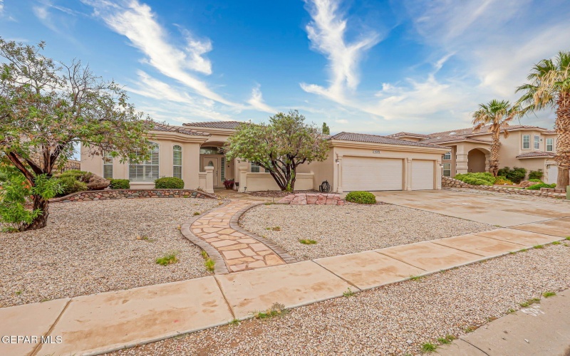 12649 TIERRA CLARA Road, El Paso, TX 79938, 4 Habitaciones Habitaciones , ,3 BañosBaños,Residential,En Venta,12649 TIERRA CLARA Road,0,927566