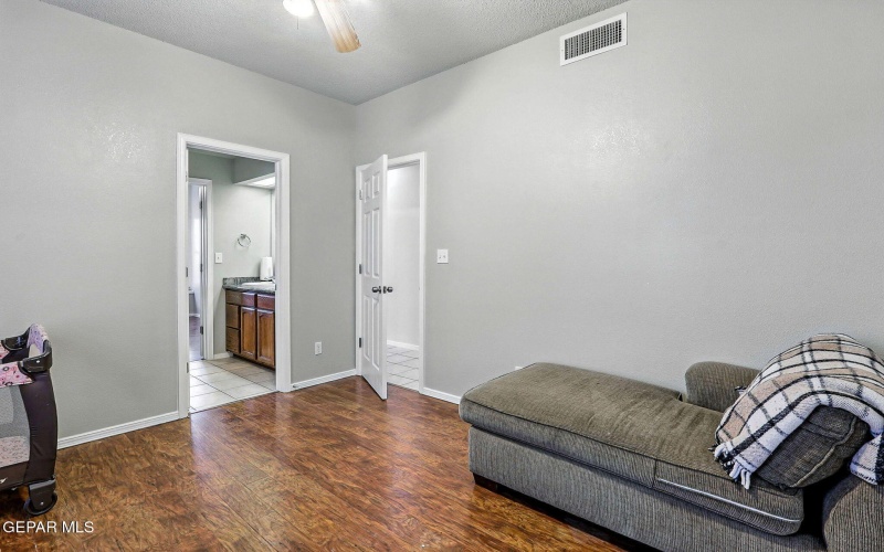 12649 TIERRA CLARA Road, El Paso, TX 79938, 4 Habitaciones Habitaciones , ,3 BañosBaños,Residential,En Venta,12649 TIERRA CLARA Road,0,927566