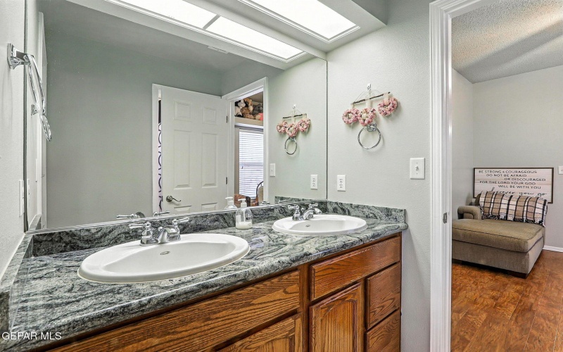 12649 TIERRA CLARA Road, El Paso, TX 79938, 4 Habitaciones Habitaciones , ,3 BañosBaños,Residential,En Venta,12649 TIERRA CLARA Road,0,927566