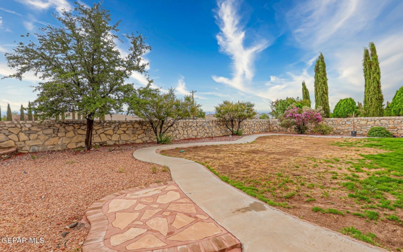 12649 TIERRA CLARA Road, El Paso, TX 79938, 4 Habitaciones Habitaciones , ,3 BañosBaños,Residential,En Venta,12649 TIERRA CLARA Road,0,927566