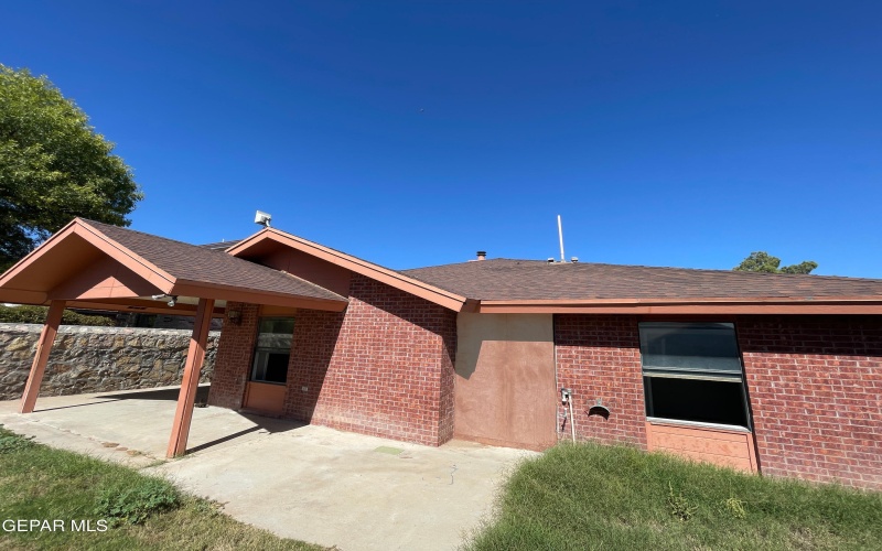 4648 LOMA DE PLATA Drive, El Paso, TX 79934, 3 Bedrooms Bedrooms, ,2 BathroomsBathrooms,Residential,For Sale,4648 LOMA DE PLATA Drive,0,932374