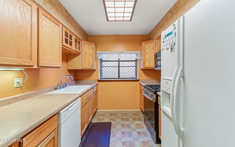 11129 Nautical Drive, El Paso, TX 79936, 4 Bedrooms Bedrooms, ,2 BathroomsBathrooms,Residential,For Sale,11129 Nautical Drive,0,932582