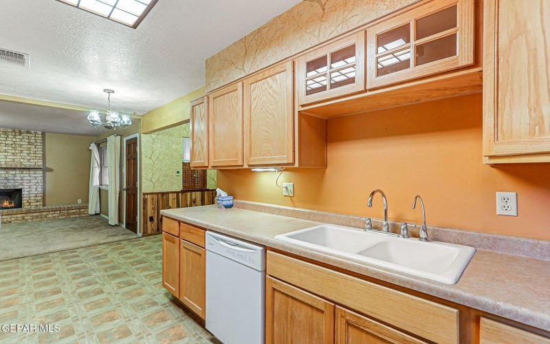 11129 Nautical Drive, El Paso, TX 79936, 4 Bedrooms Bedrooms, ,2 BathroomsBathrooms,Residential,For Sale,11129 Nautical Drive,0,932582