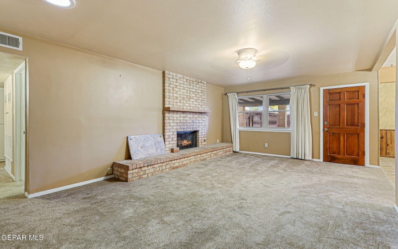 11129 Nautical Drive, El Paso, TX 79936, 4 Bedrooms Bedrooms, ,2 BathroomsBathrooms,Residential,For Sale,11129 Nautical Drive,0,932582