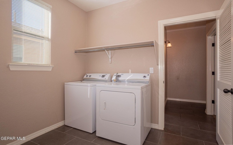 11005 Ray Mena Lane, El Paso, TX 79934, 4 Bedrooms Bedrooms, ,3 BathroomsBathrooms,Residential,For Sale,11005 Ray Mena Lane,0,932672